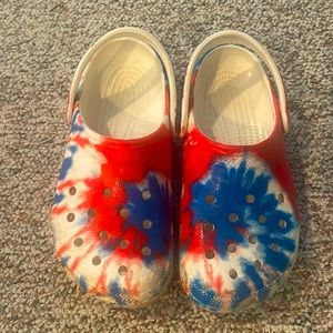 Kids red, white & blue tie dye Crocs